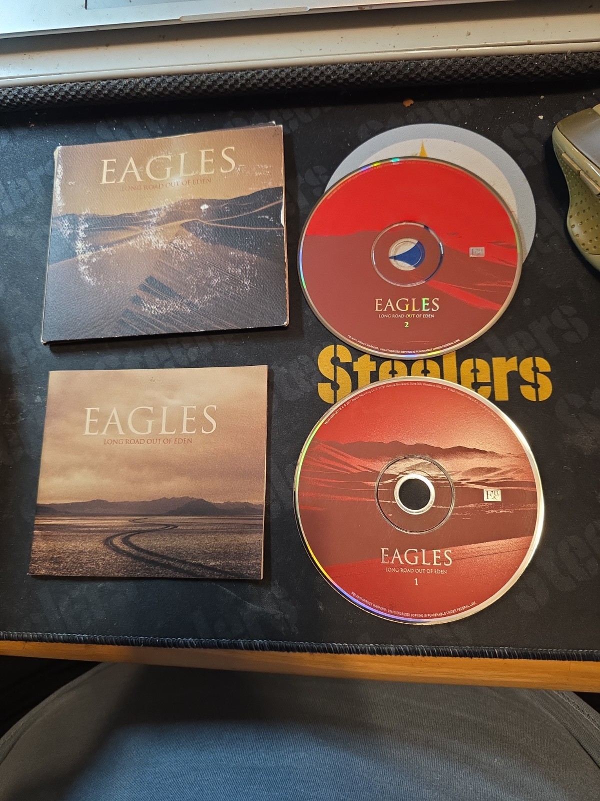 EAGLES LONG ROAD OUT OF EDEN CD ( 2 DISC) BOOKLET GOOD PAPER SLEEVE  POOR B4