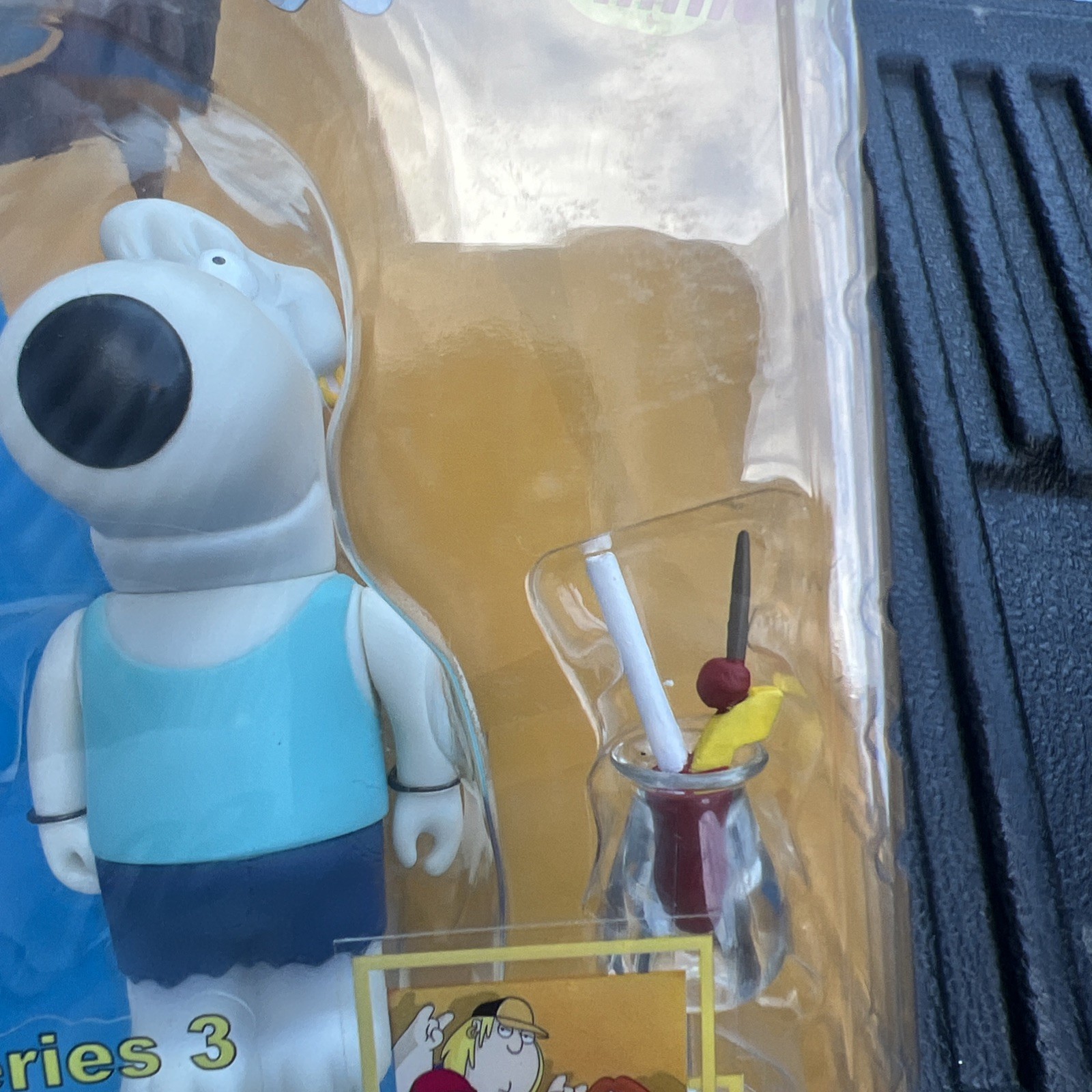 BRIAN’S COUSIN JASPER Family Guy Action Figure Blue Shirt MEZCO 2005 MOSC