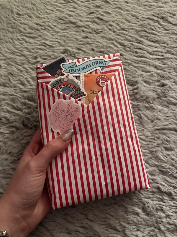 Book Blind Date
