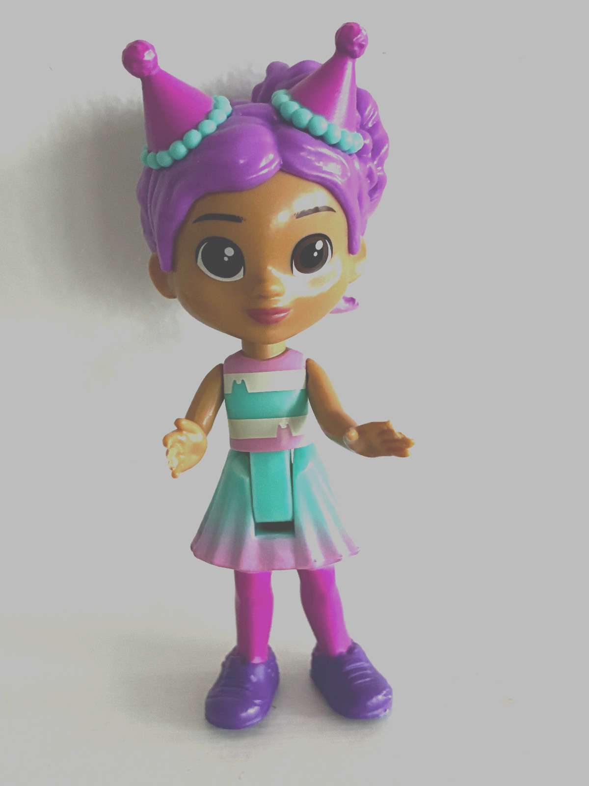 Gabby’s Dollhouse Gabby Girl Action Figure 3.5” - Celebration Theme -Collectible