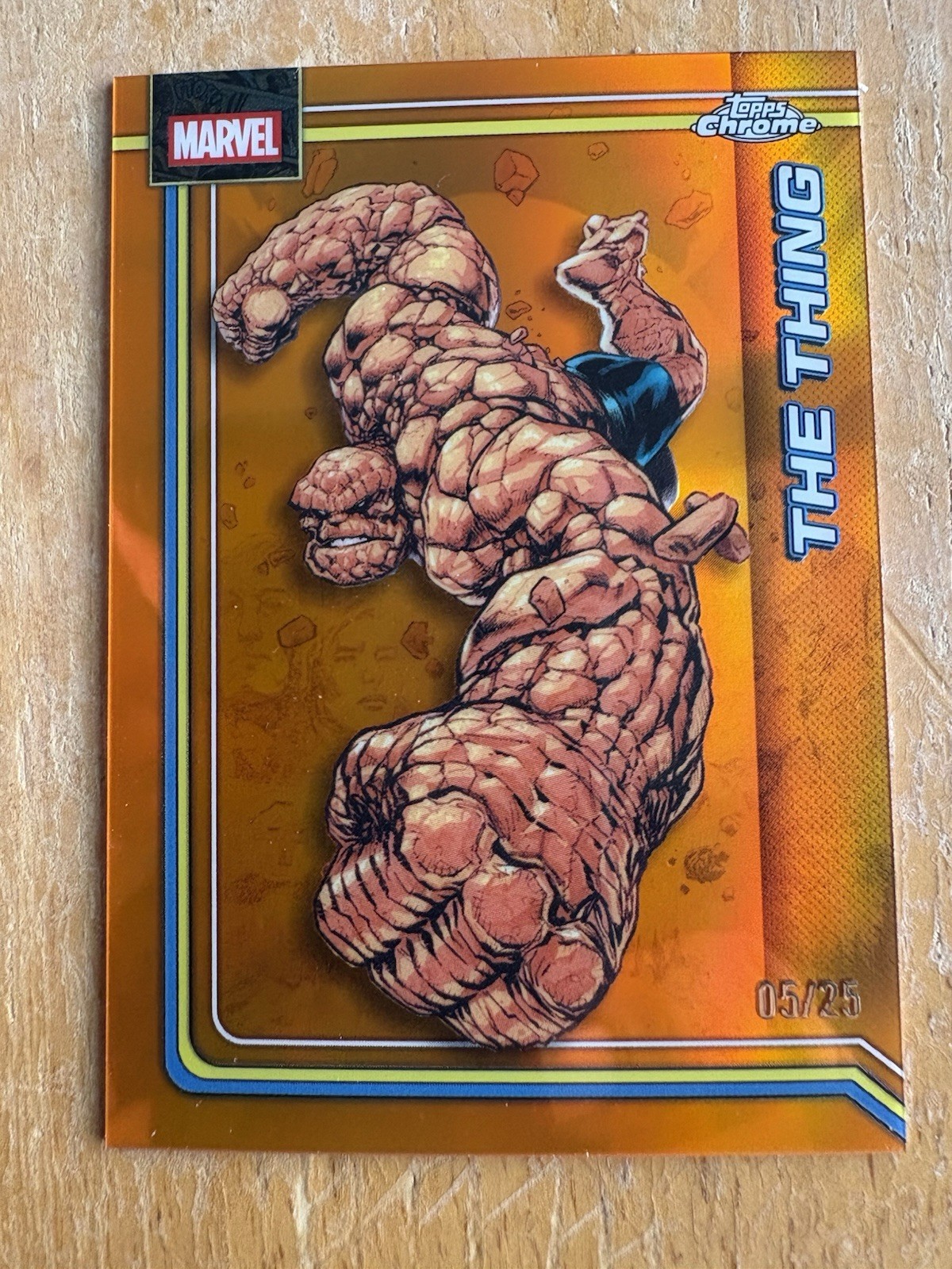 2026 Topps Chrome Marvel The Thing rifrattore arancione #05/25.