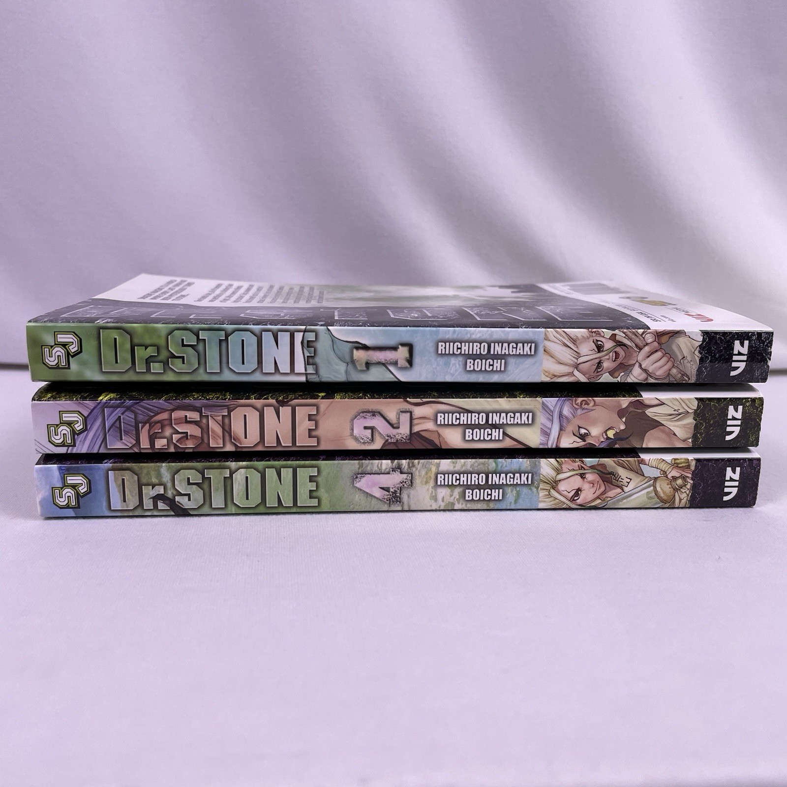 Lotto manga Dr. Stone vol 1 2 e 4 inglese Viz Media Riichiro Inagaki Boichi