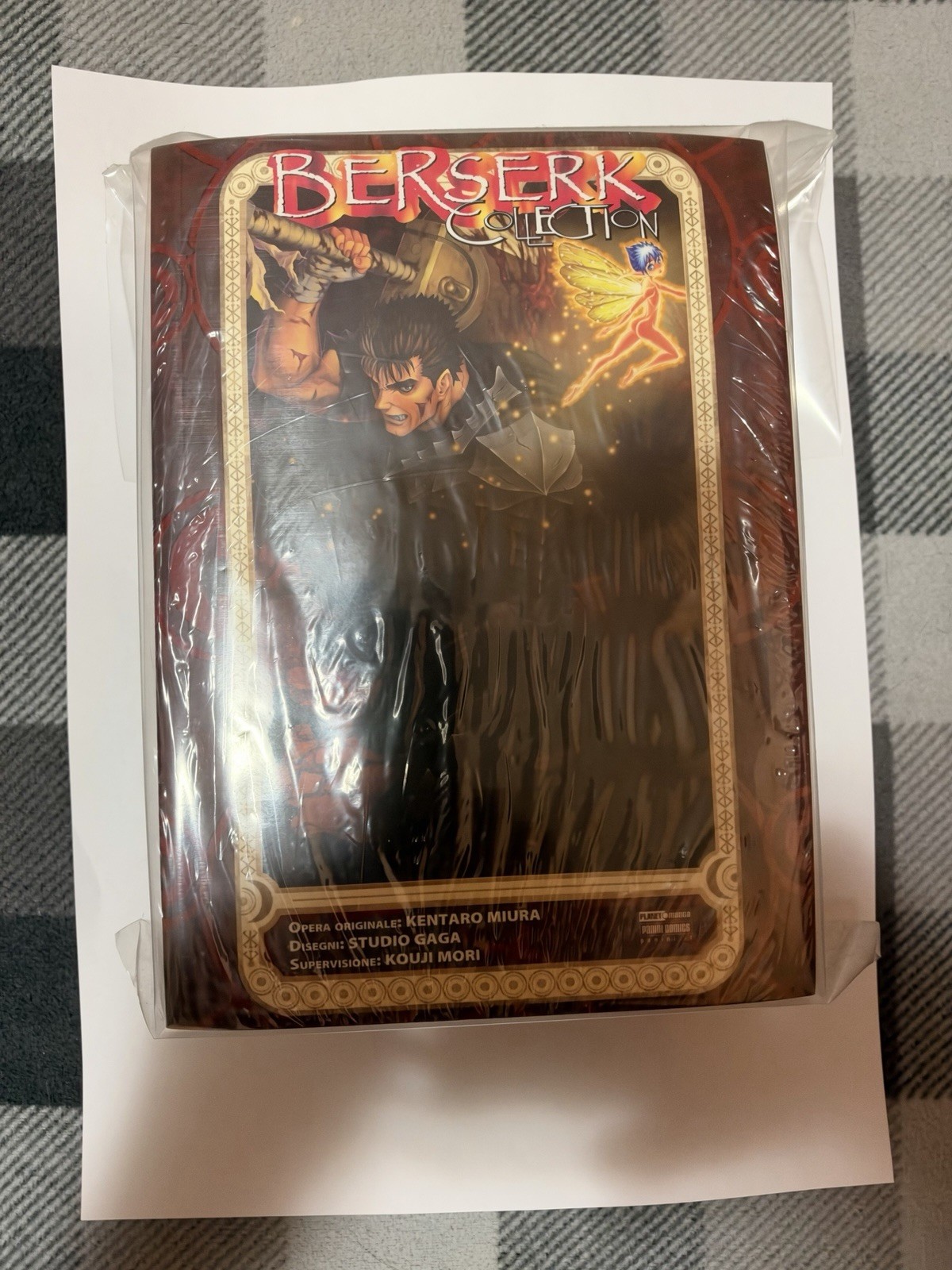 Berserk Collection 42 serie Nera Variant Cover Tarocchi ITA Planet Manga