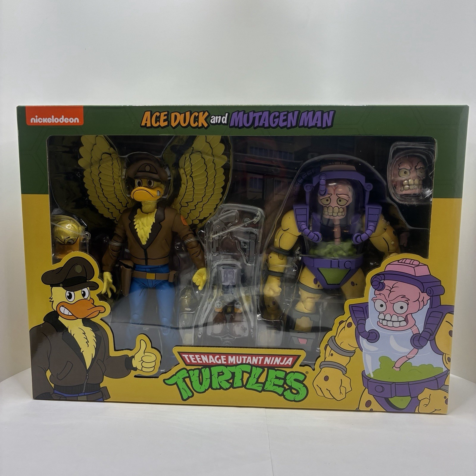 NECA TMNT Teenage Mutant Ninja Turtles Ace Duck and Mutant Man nuovo