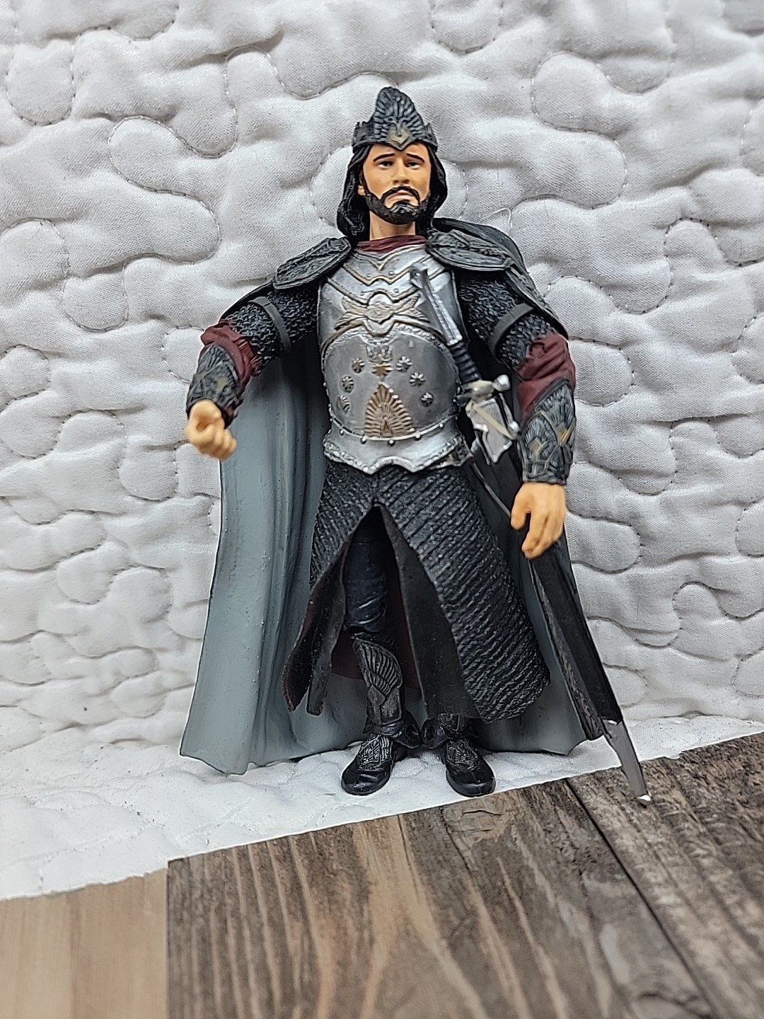 Action figure "Re di Gondor" Aragorn del 2003
