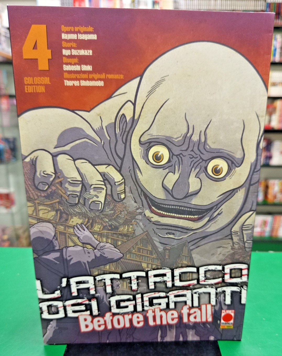 L'Attacco dei Giganti - Before the Fall Colossal Edition vol. 4 - Planet Manga
