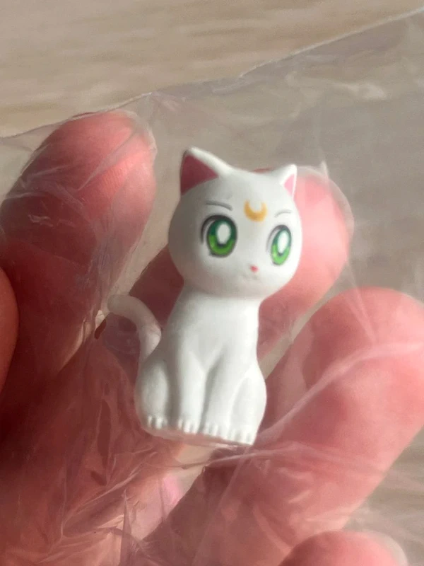Figura Artemis Hugcot Sailor Moon Gashapon Bandai nueva