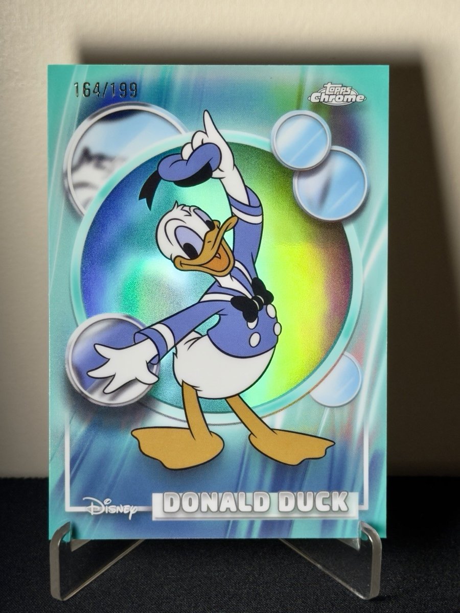 Rifrattore acqua cromato Topps Disney 2026 /199 Paperino #99 Topolino e amici
