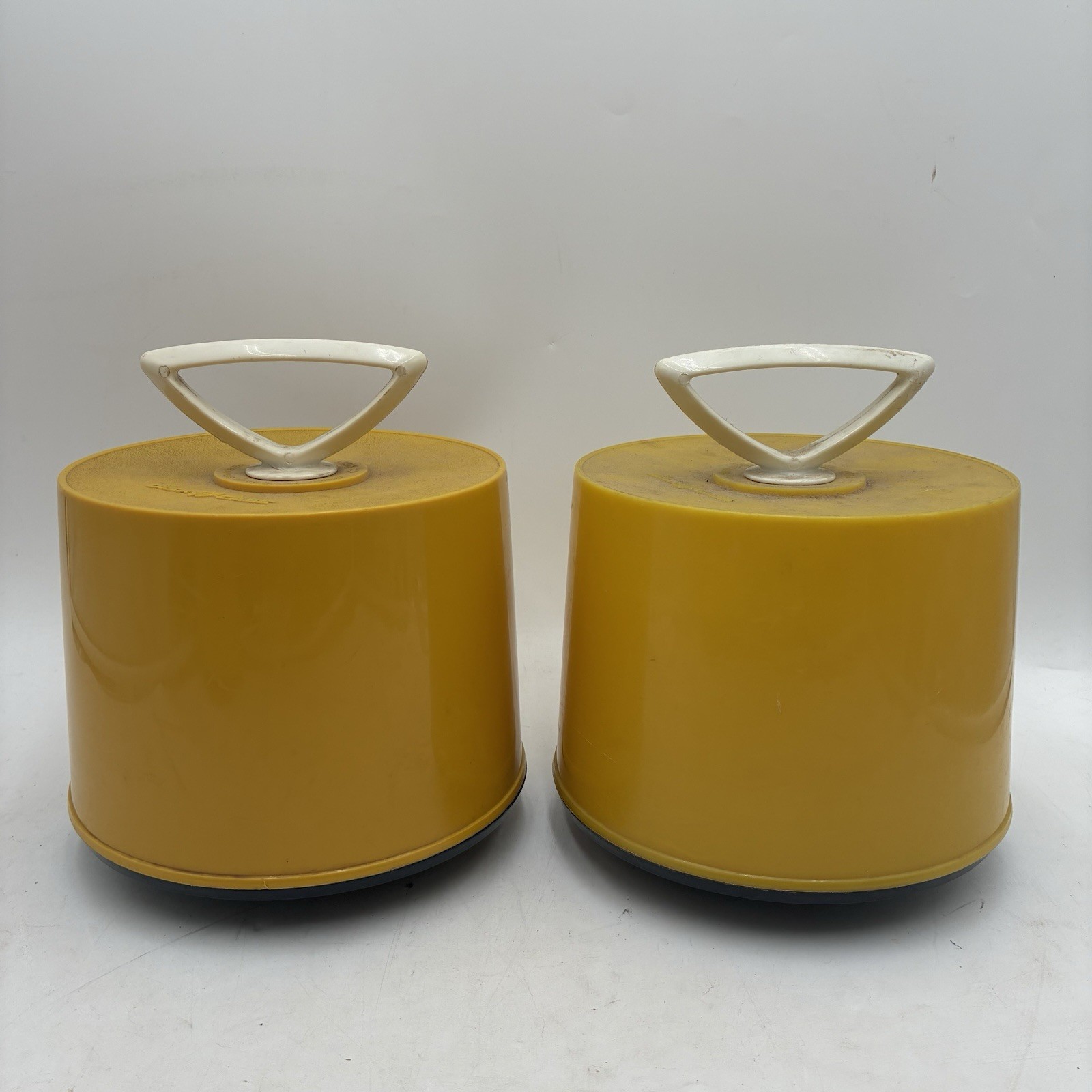 Disc-go-case Storage for 45 record No cracks Lot Set Pair 2 Yellow USA vintage