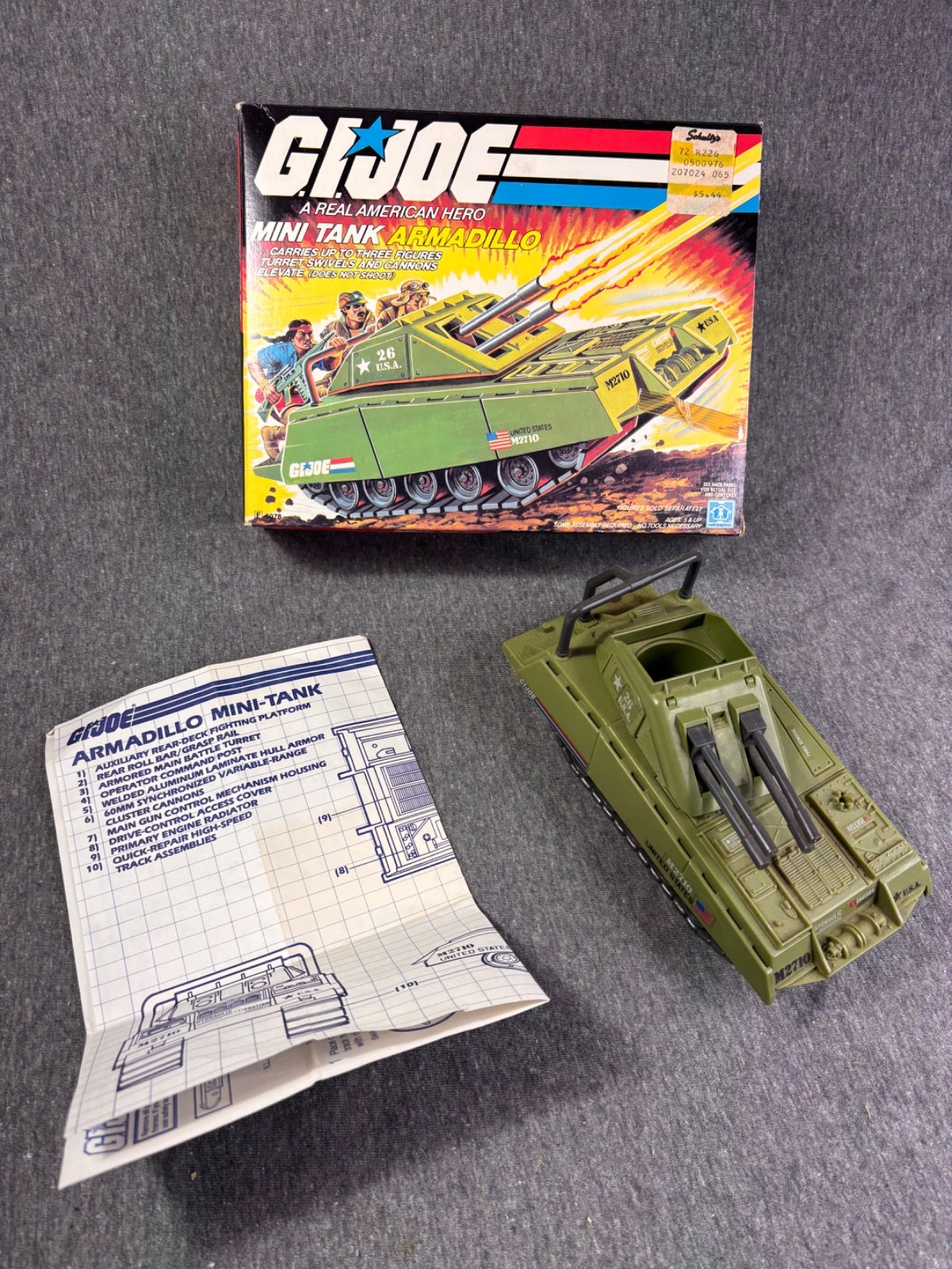 Carro armato vintage GI Joe Cobra Arah Armadillo 1985 completo con scatola e cianografia Hasbro