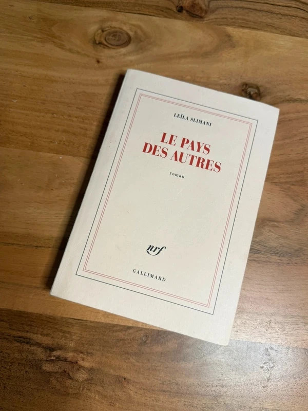Leila Slimani « Le pays des autres » tbe grand format
