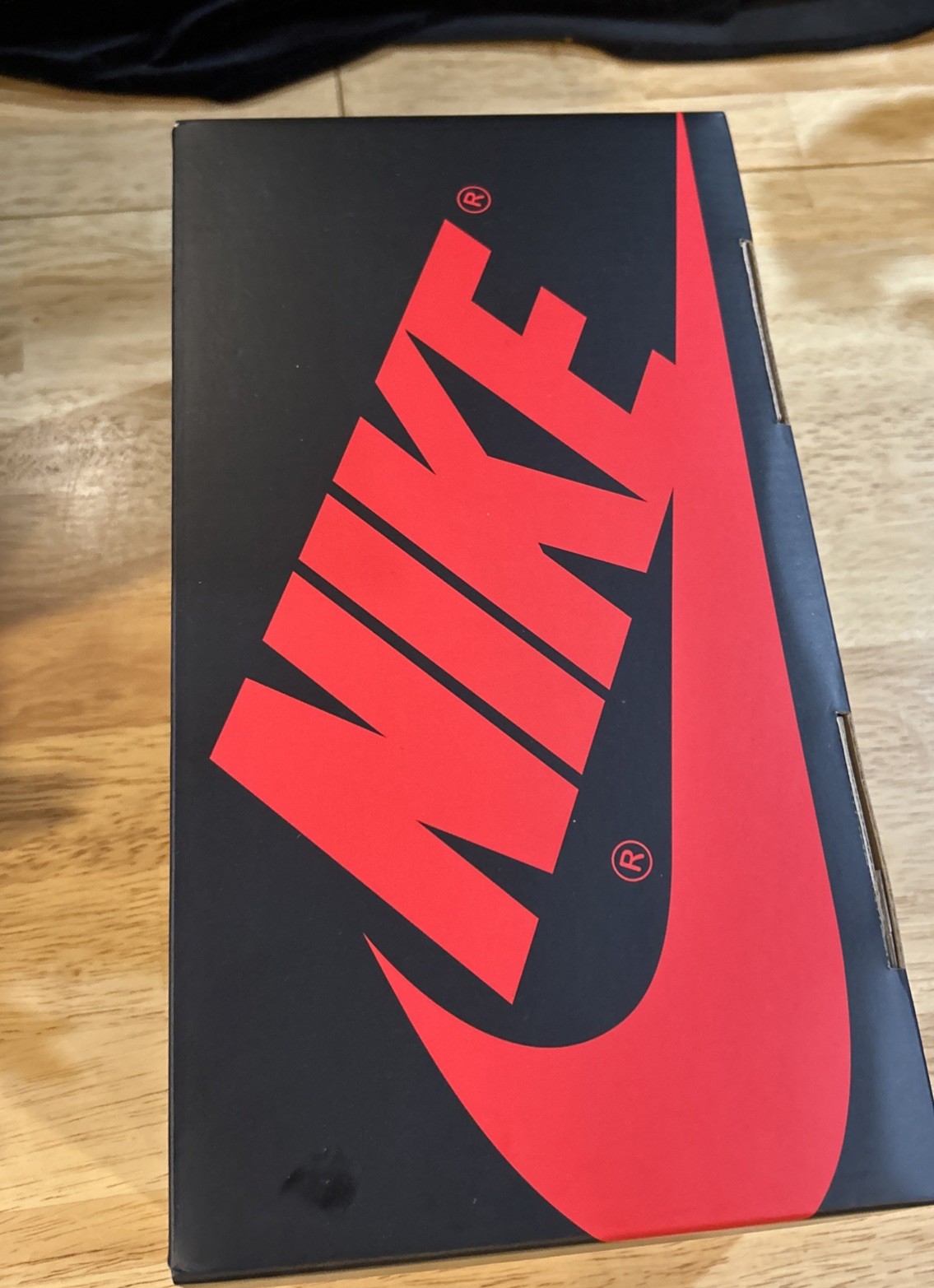 BE@RBRICK x Michael Jordan 1985 Air Jordan 400% (ORO)