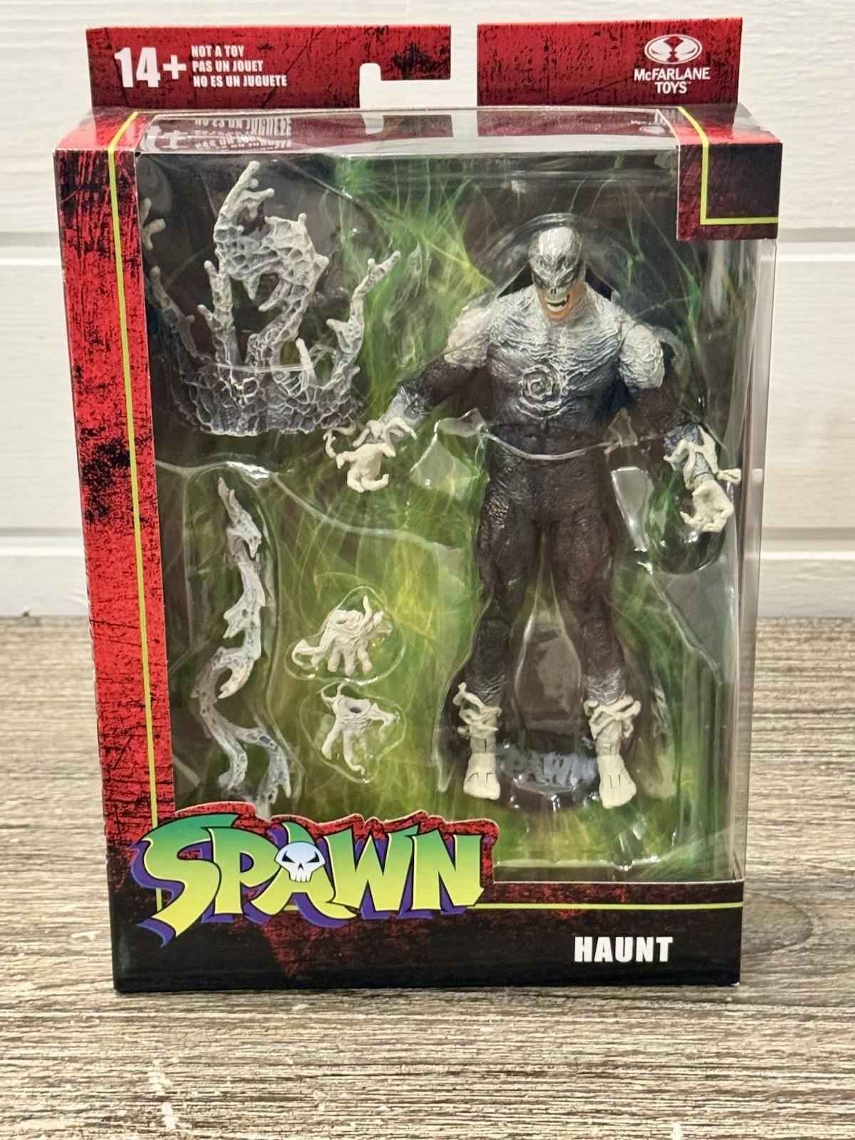 McFarlane Toys Spawn Haunt 7" Action Figure with Accessories New in Box