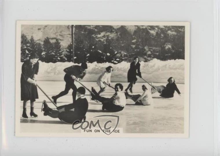 1937 Senior Service Winter Scenes Tobacco Fun on the Ice #25 1i3