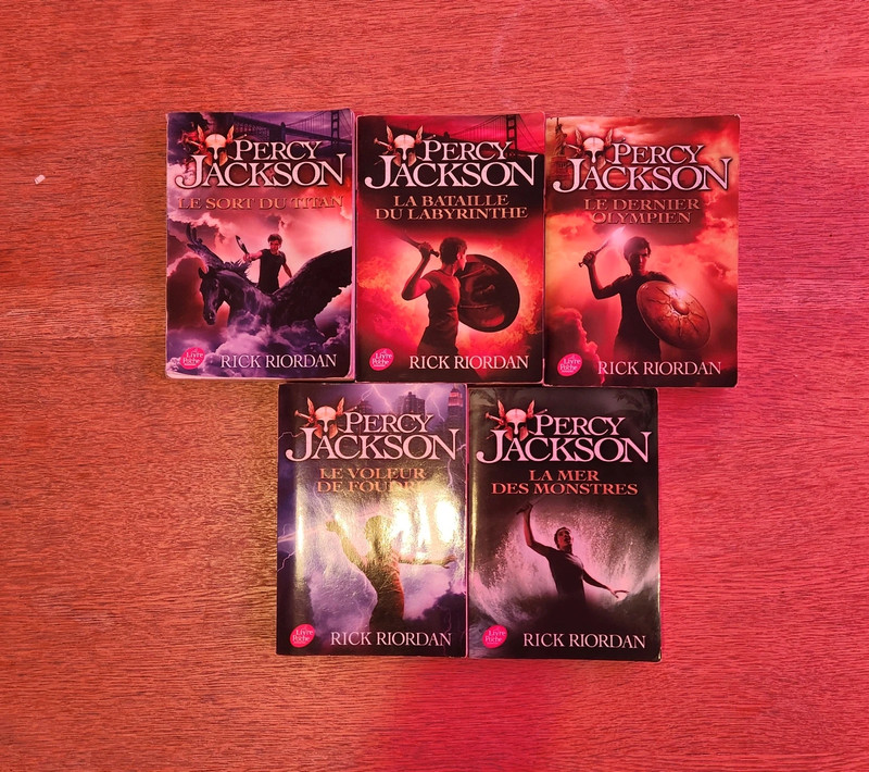 Lot des 5 tomes de Percy Jackson