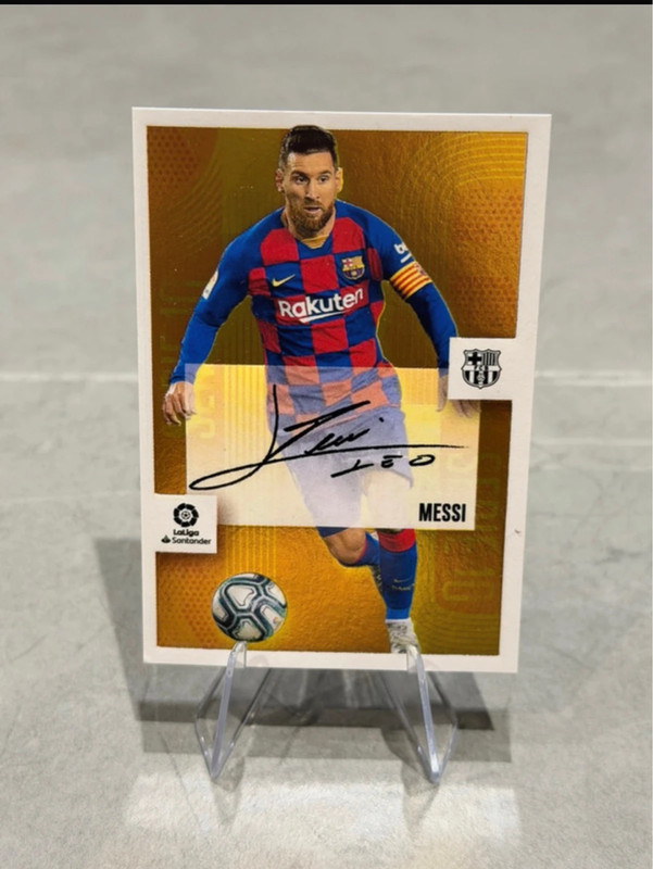 Lionel Messi #16 Gold Foil Panini Este LaLiga 2020-21 Serie G FC Barcelona Rara