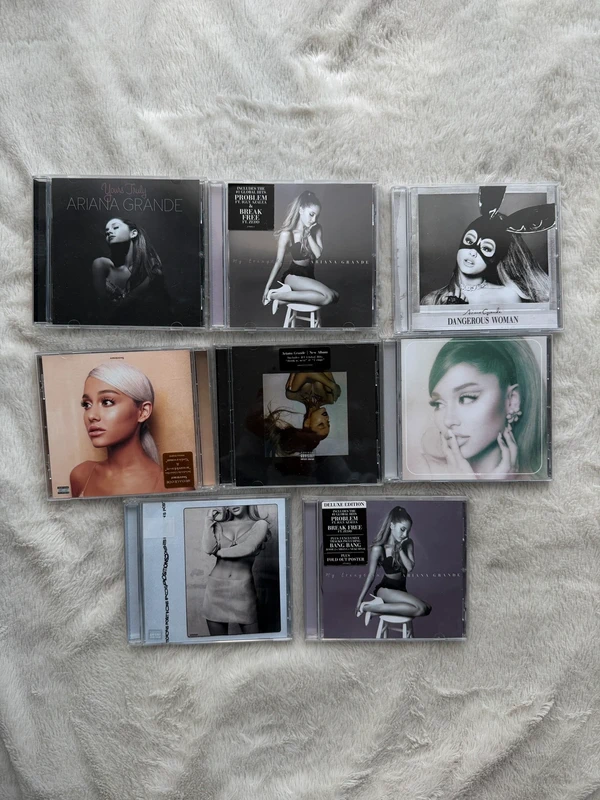 Ariana Grande CD