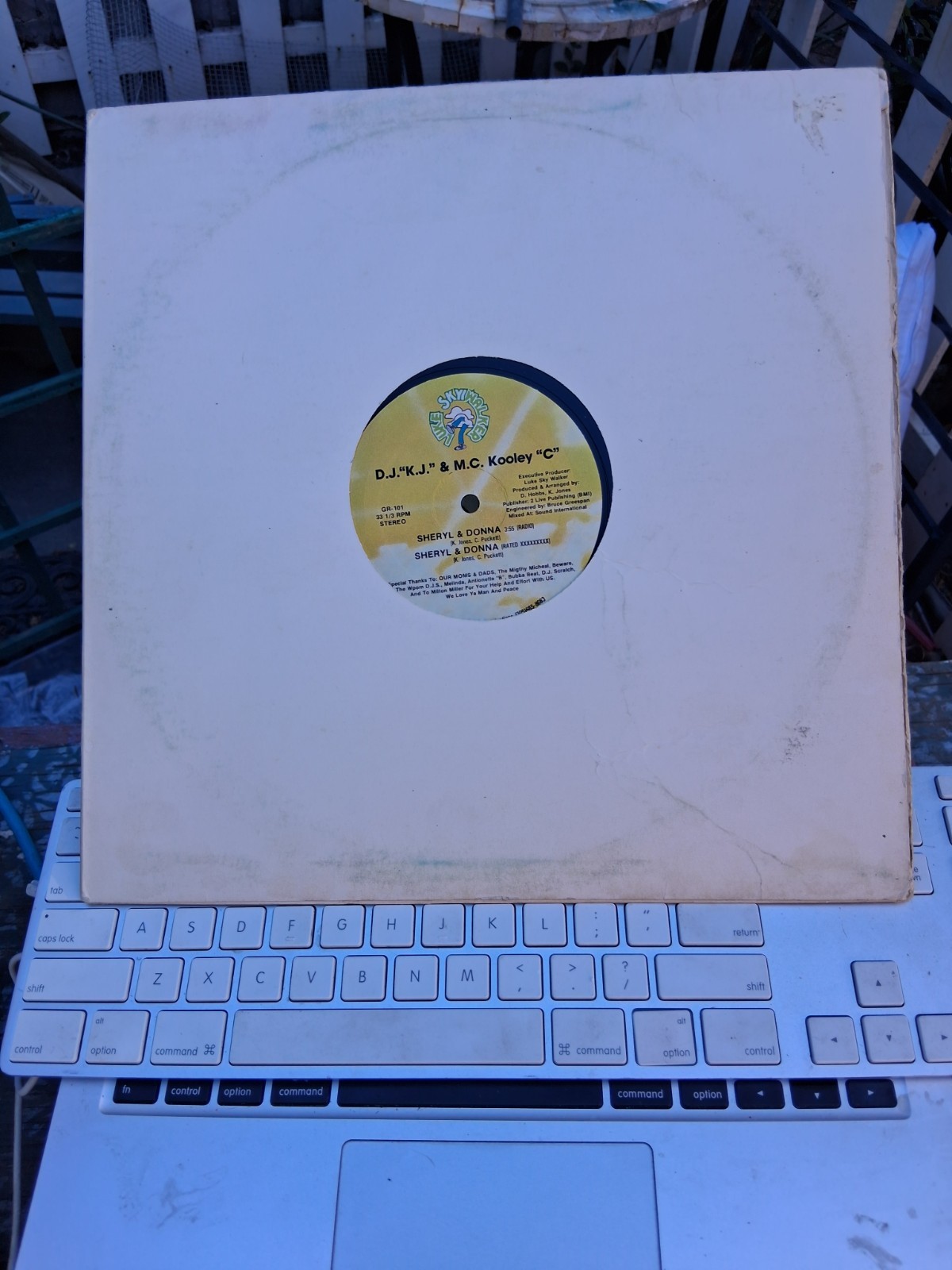 D.J. K.J. & M.C. Kooley C *Just Look And Listen / Sheryl & Donna *12" record *NM