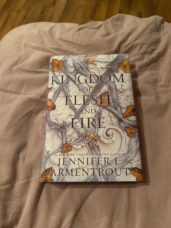 Kingdom of flesh and fire by Jennifer L. Armentrout
