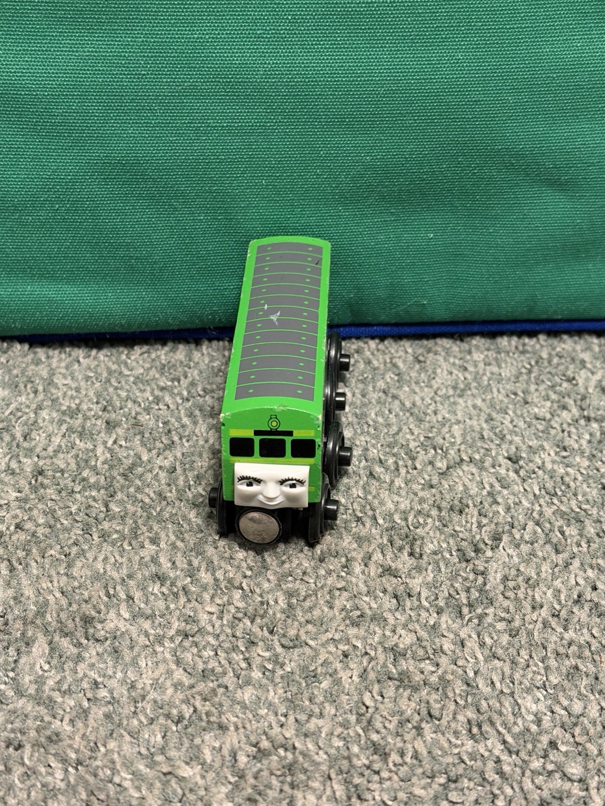 Motore carro armato treno margherita ferrovia in legno Thomas & Friends