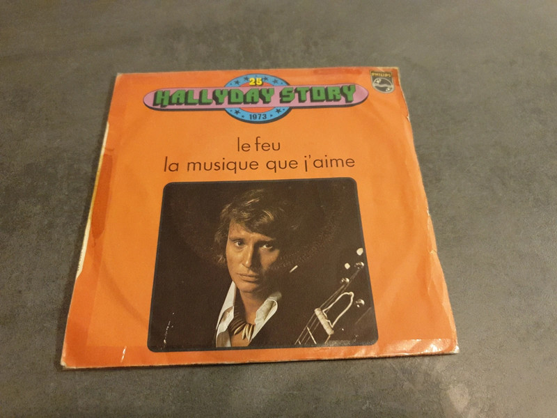 Vinyle 45T Johnny Hallyday story - Vol.25 - Le feu - La musique que j'aime - Philips 6009 449