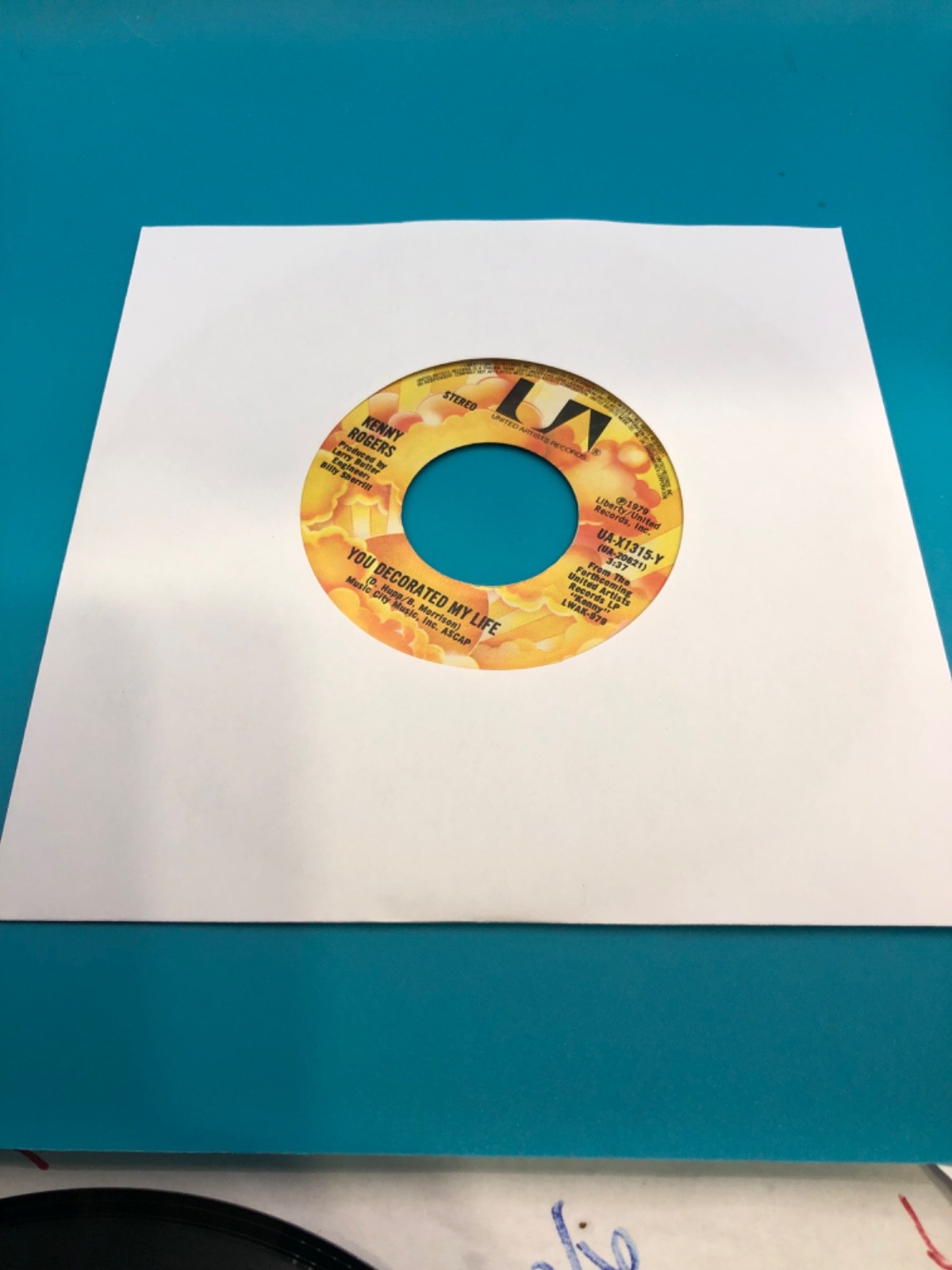 Kenny Rogers – You Decorated My Life / One Man’s Woman 45 RPM  1979 NM