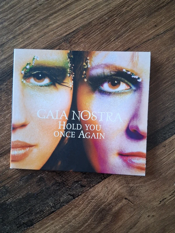 [Pop] Gaia Nostra - Hold You once again (digipack)