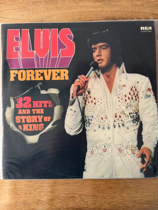 Elvis Forever 32 Hits Vinyl LP
