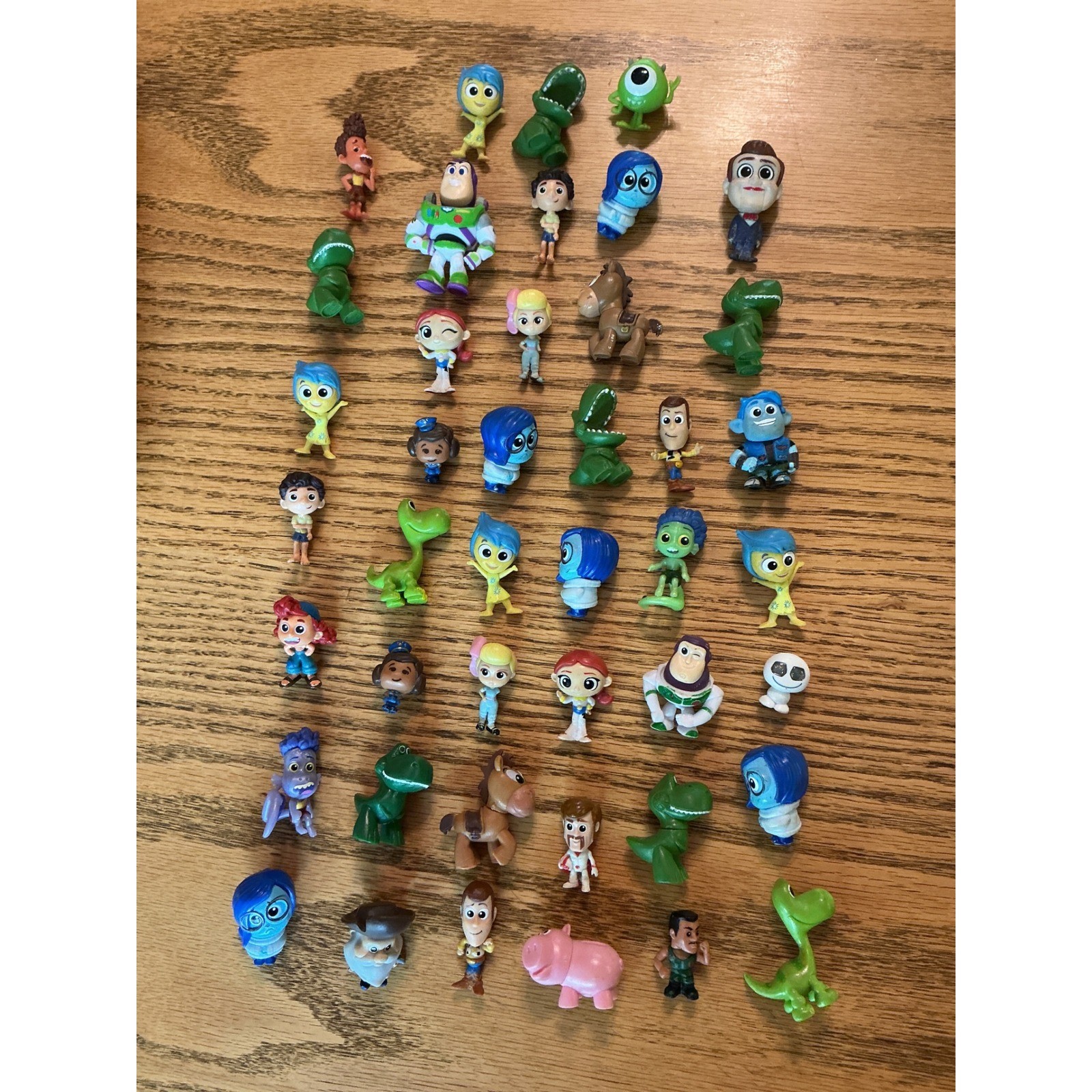 Lotto Minifigure Disney Pixar Doorables Toy Story Inside Out Luca 40pz Set Misto