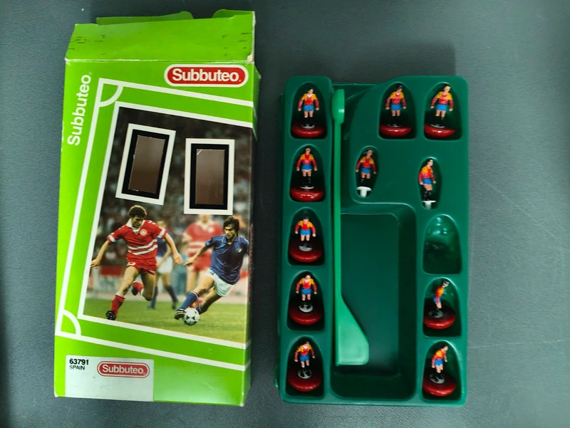 Subbuteo 63791 Spagna / Spain - Squadra Vintage Anni 80 - con scatola originale