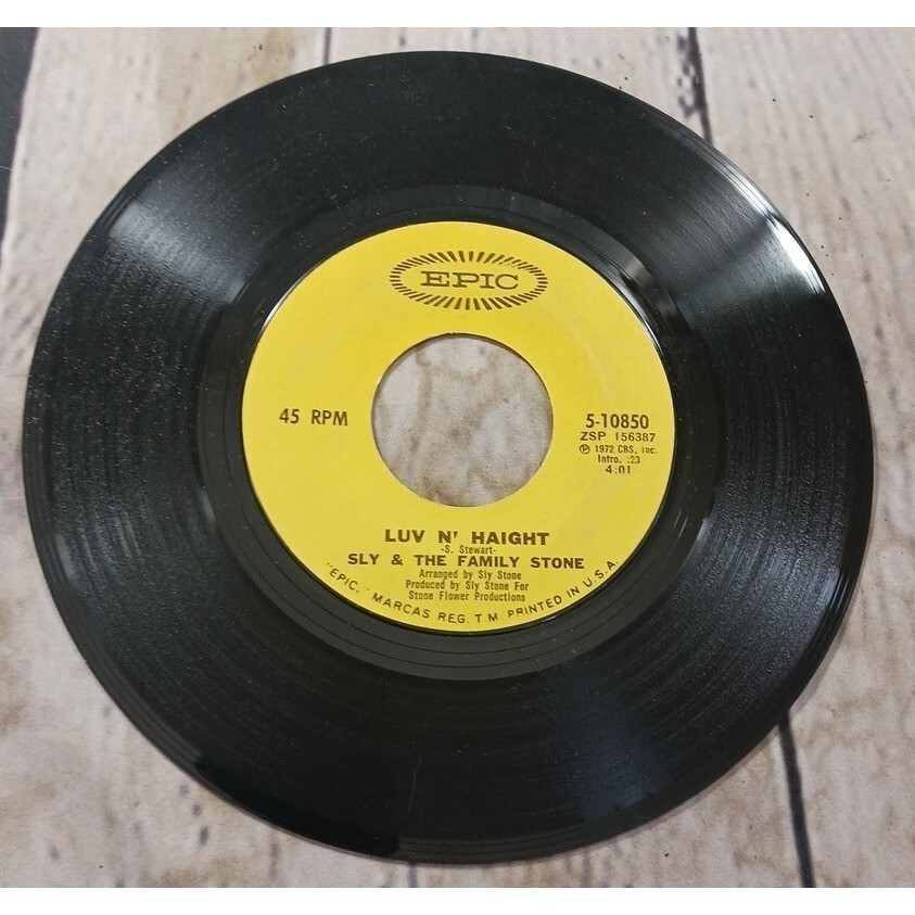 Sly & The Family Stone – Smilin' / Luv N' Haight 7" 45 RPM Epic 5-10850 (1972)