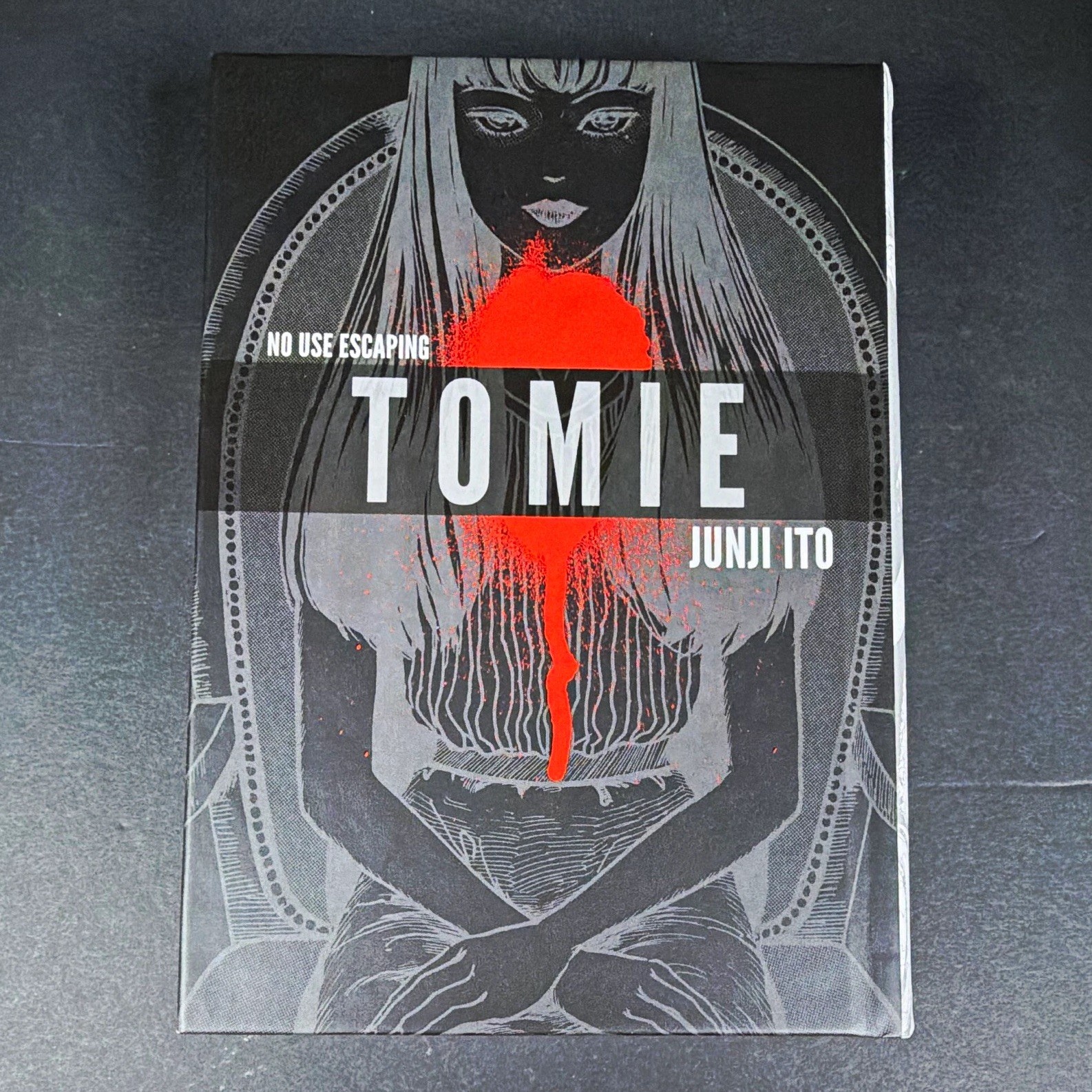 VIZ Media Tomie di Junji Ito copertina rigida manga inglese graphic novel