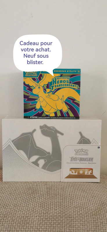 Dracaufeu ultra premium KDO  Héros transcendant sous blister
