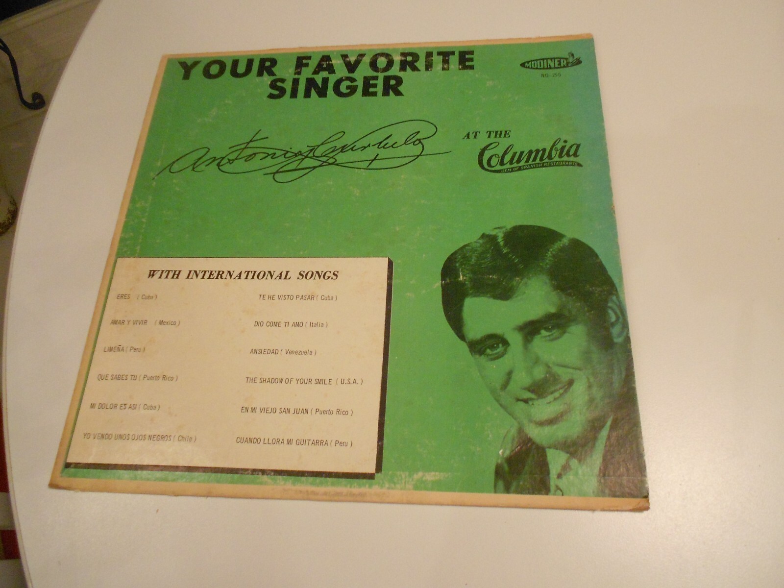 ANTONIO CUTBELO YOUR FAVORITE SINGER LP MODINER NG 250