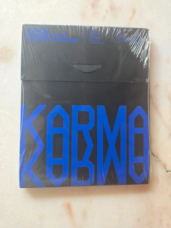 Stray kids karma compact album