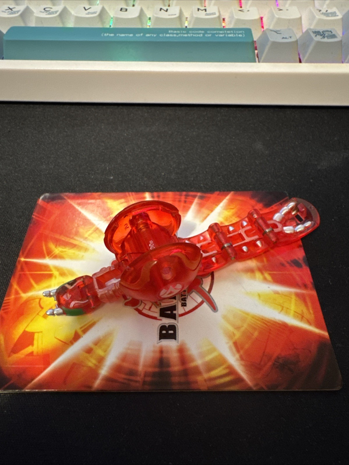Bakugan Pyrus Centapoide traslucido B1