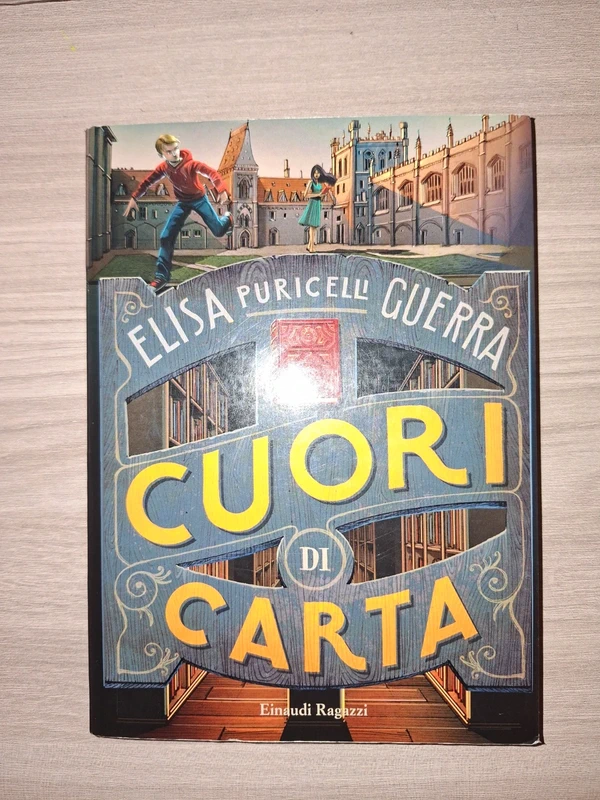 Cuori di carta