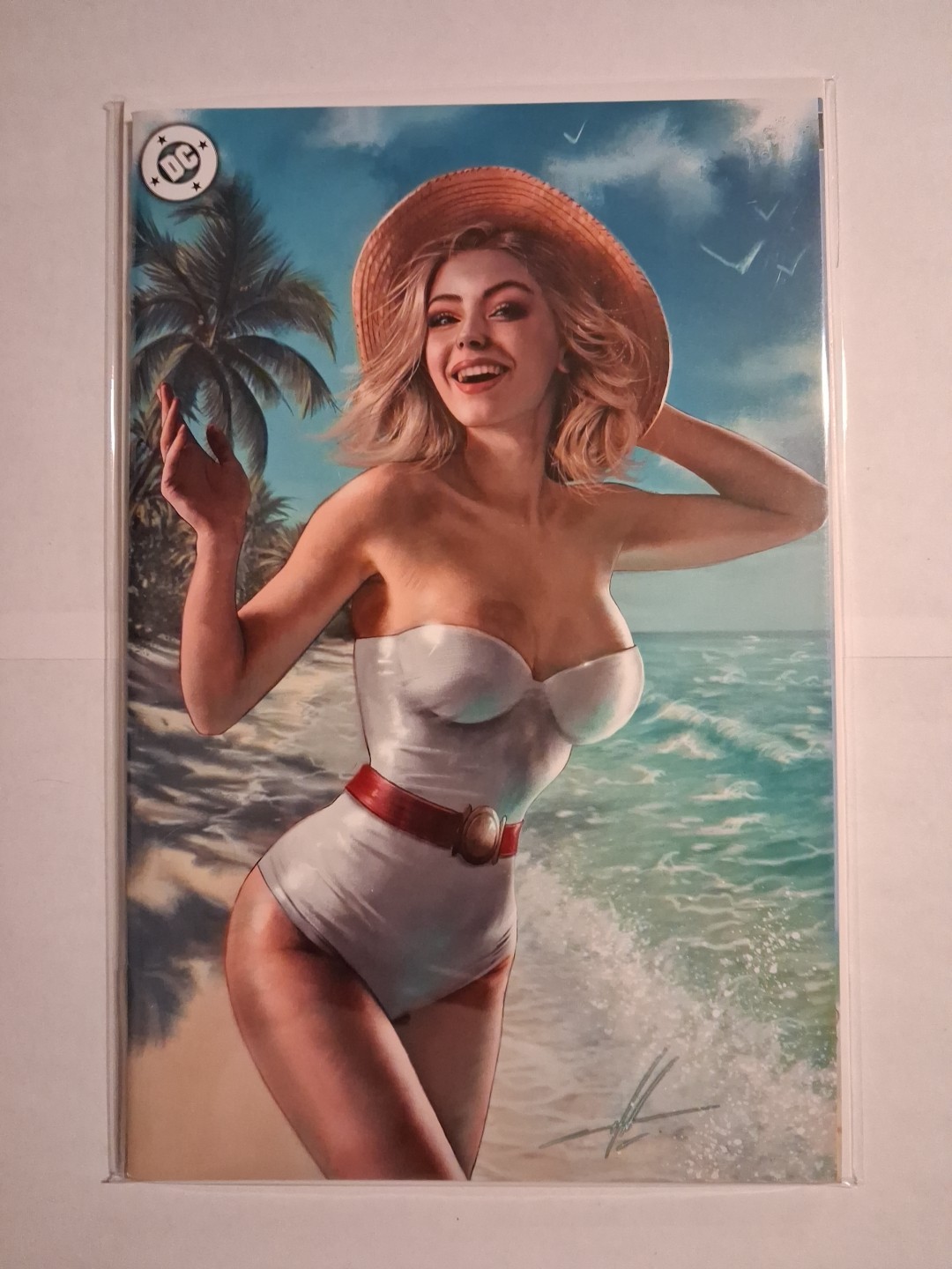 GNORTS SWIMSUIT CARLA COHEN MEGACON EXCLUSIVE POWER GIRL