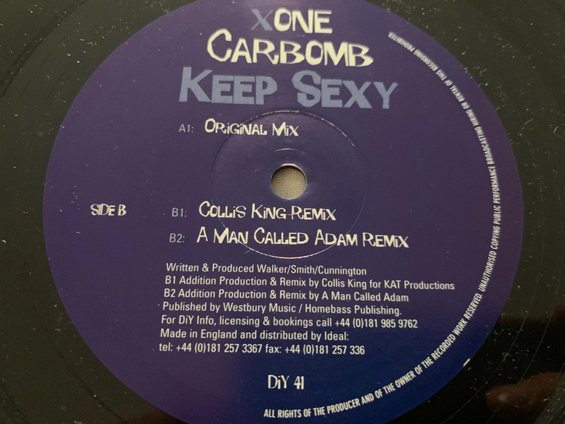 Maxi 45 Tours carbomb keep sexy