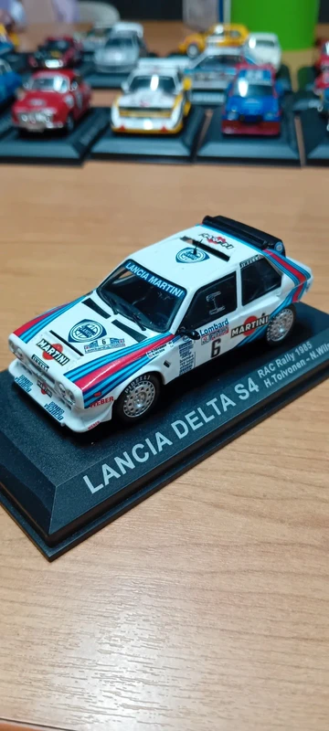 Miniatura lancia delta s4 rally