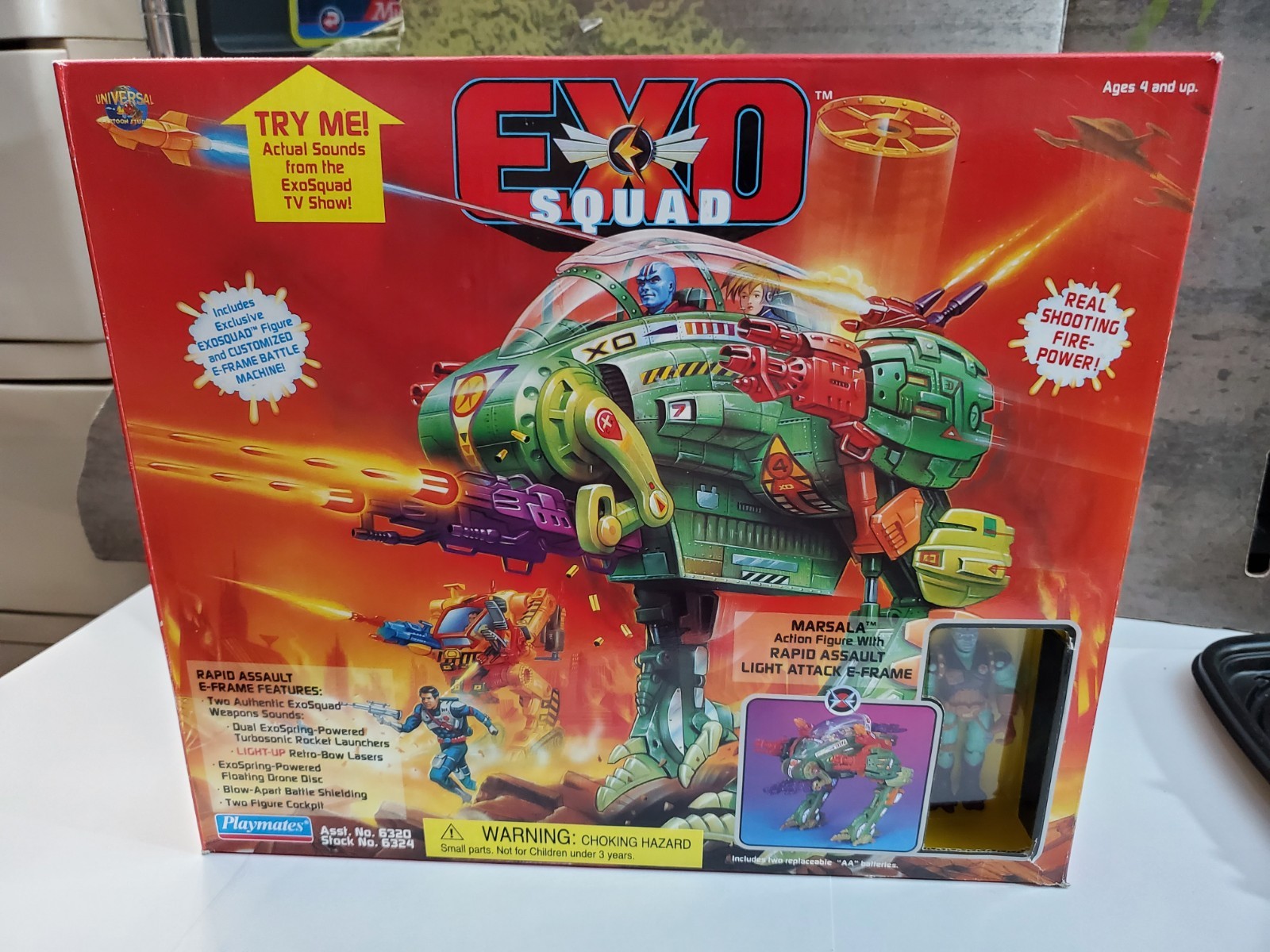 Figurina Marsala con attacco rapido al fuoco attacco E-Frame Exo Squad 1994 Playmates