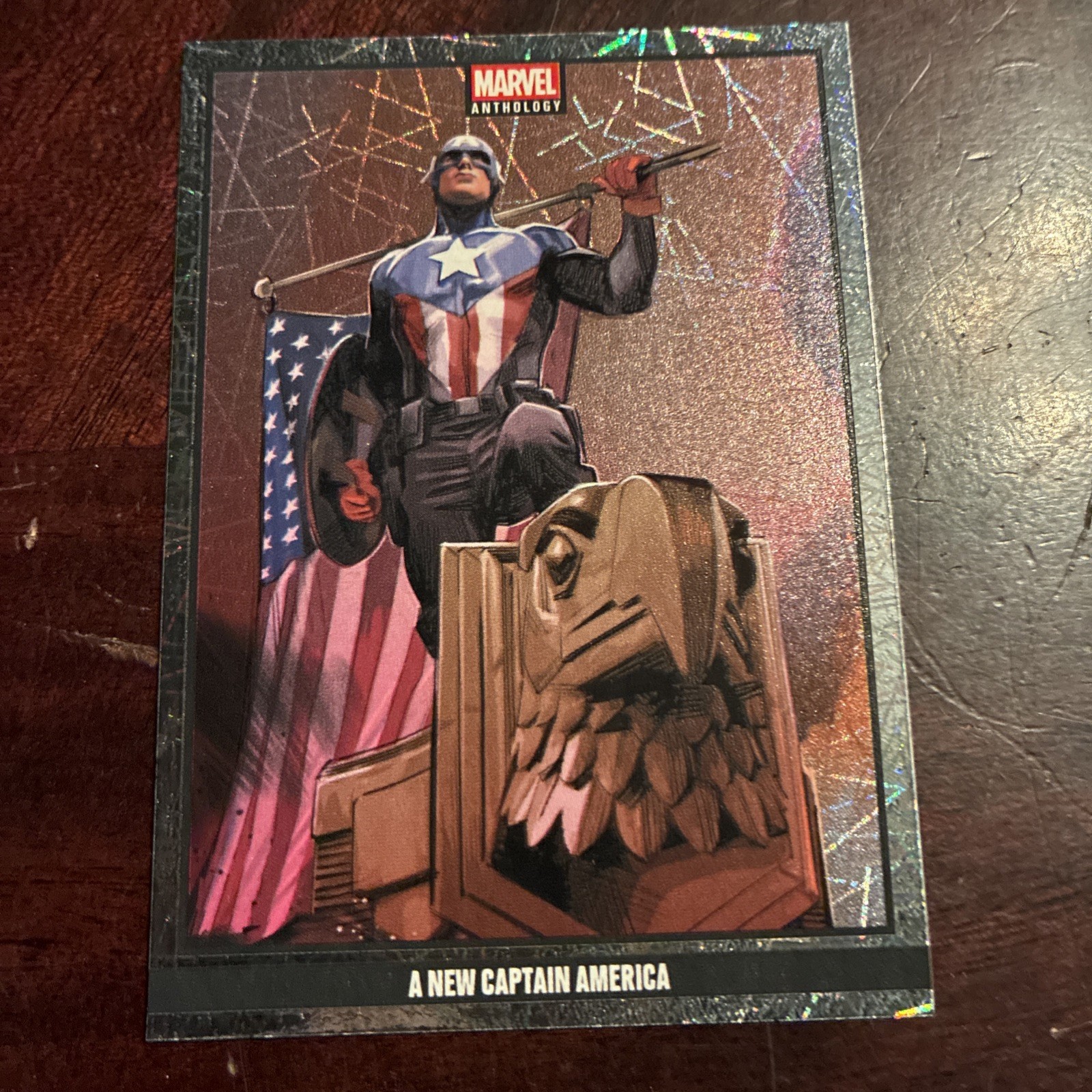 Panini Marvel Anthology 2025 - Un nuovo Capitan America - Lazer Holofoil 33/300