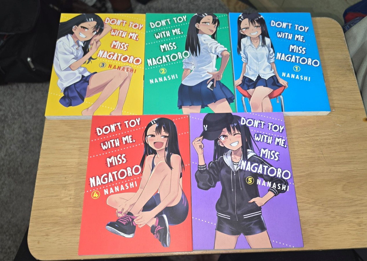 Lotto Manga Don't Toy With Me, Miss Nagatoro Vol 1-5 di Nanashi
