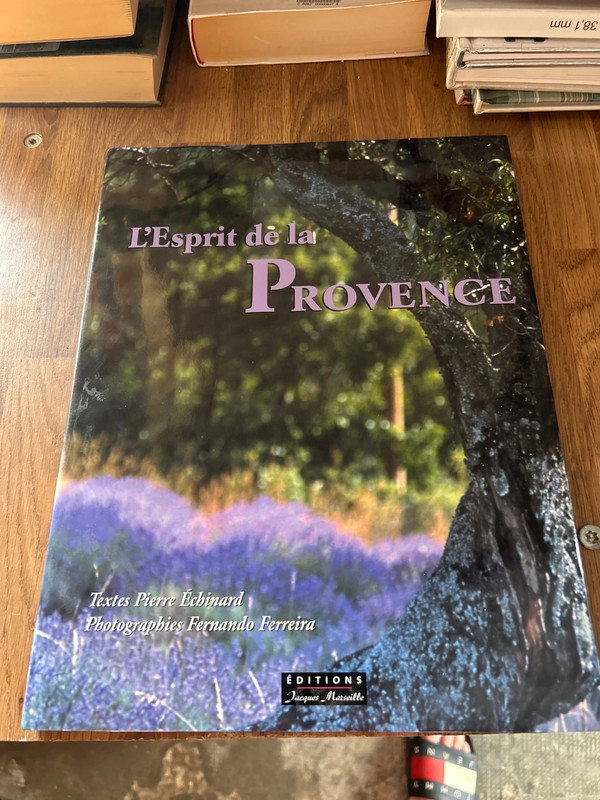 Joli livre sur la Provence