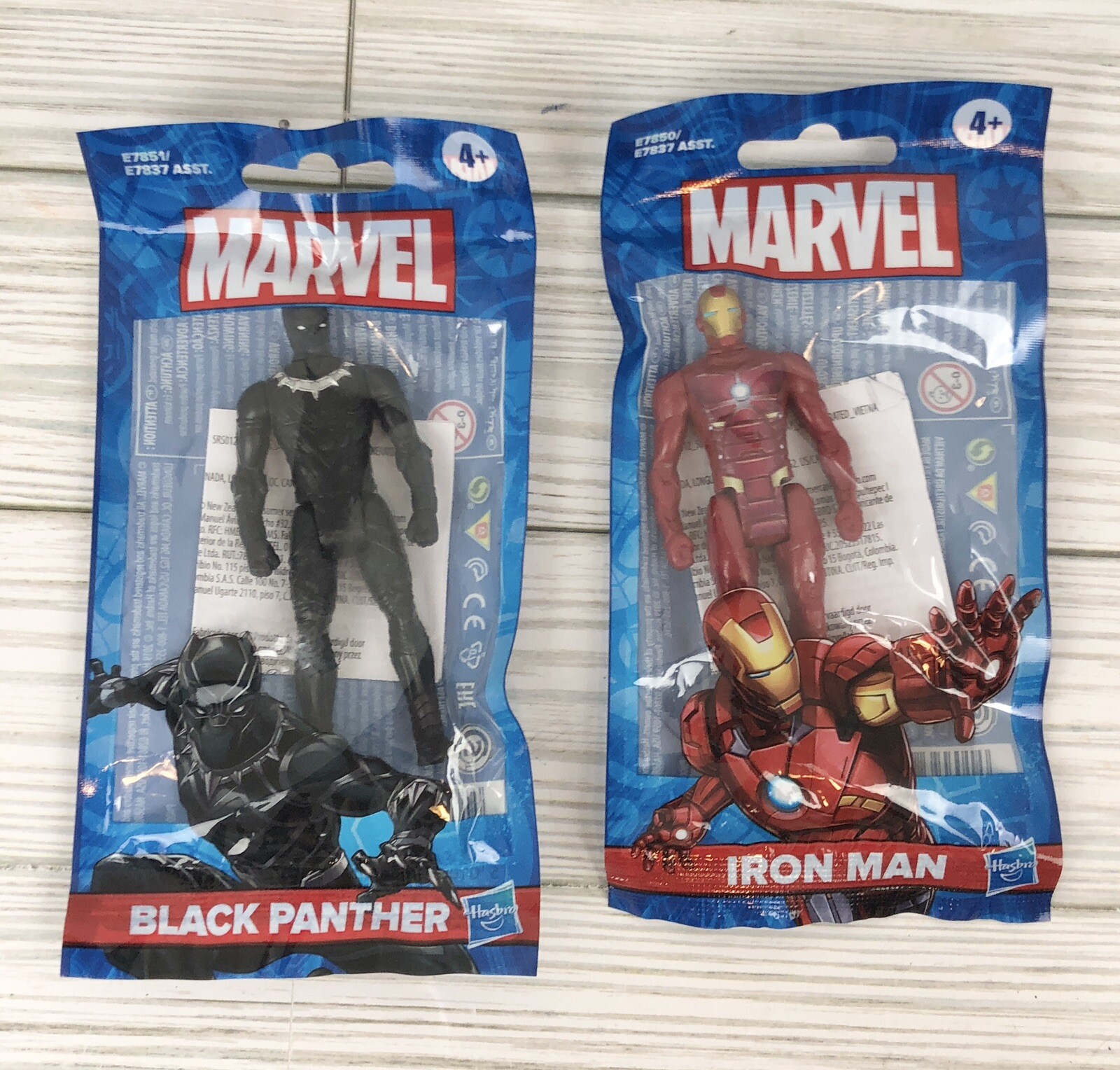 Hasbro Marvel Modellino Iron Man Black Panther 3,75" E7850 E7837 ASST E7851