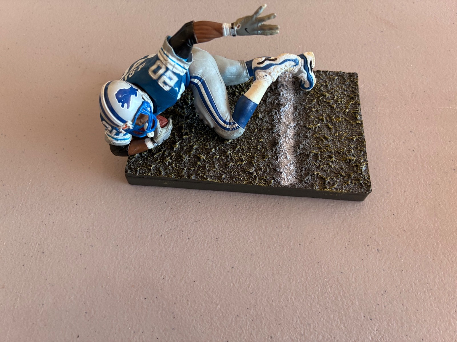 McFarlane Football Figures - Detroit Lions Barry Sanders Legends Series 1 - 2005