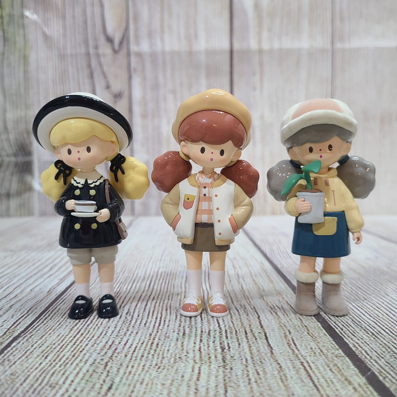 Lotto 3 Figurine F.UN x Molinta da Collezione Primavera Scuola Tempo Campeggio Vlog