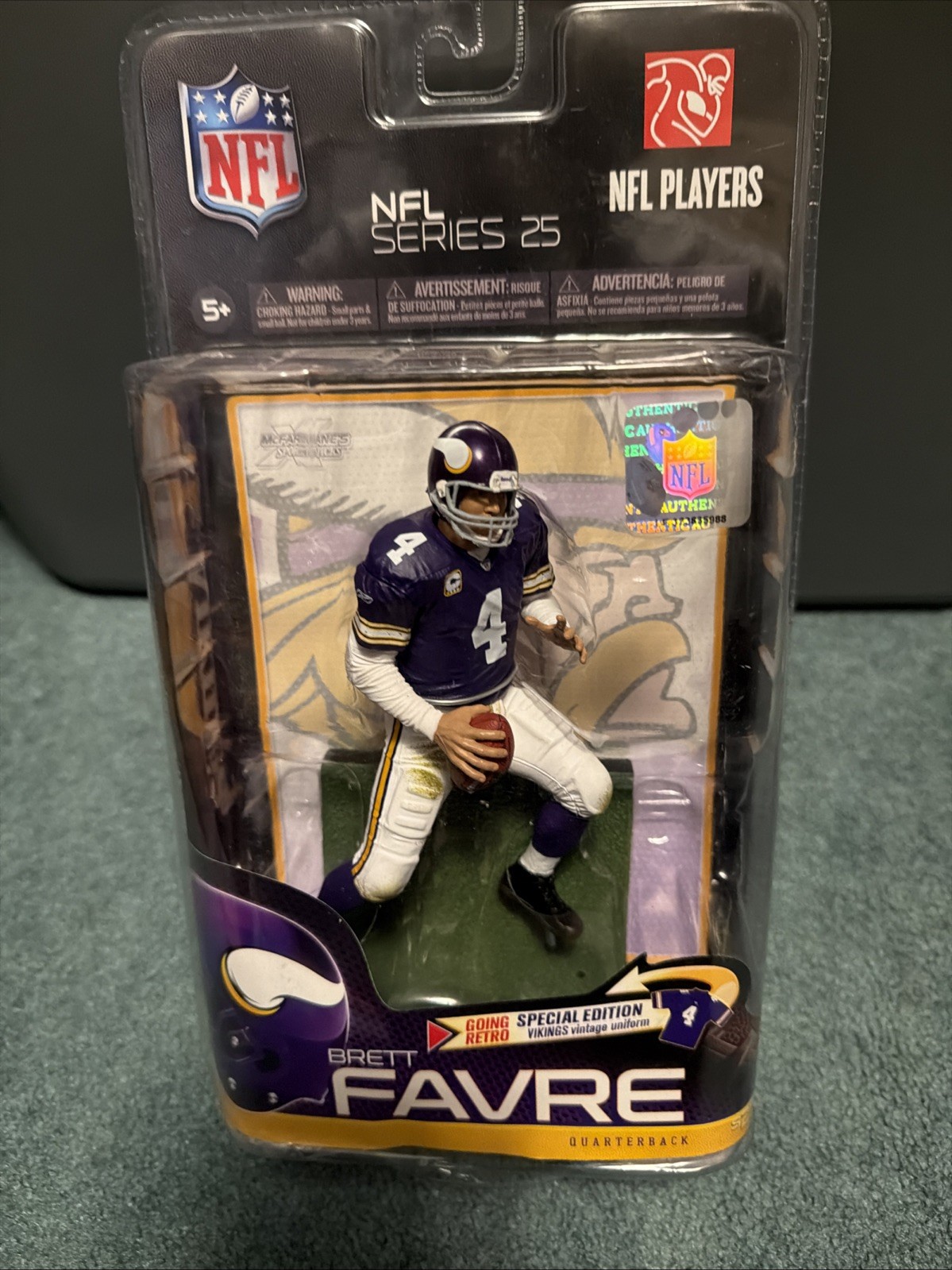 Modellino Brett Favre NFL Series 25 Vikings McFarlane sigillato