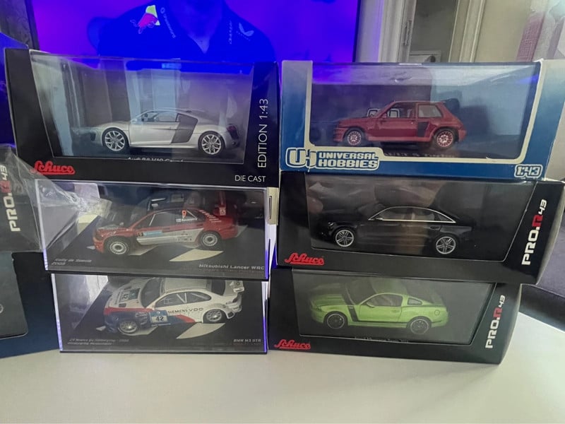 Vendo colección de coches