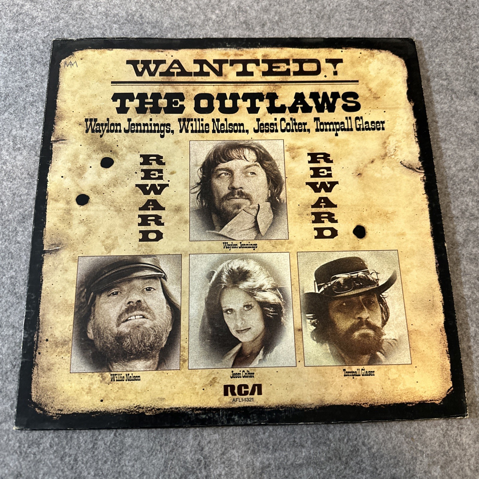 Wanted! The Outlaws vinyl record album AFLI-1321 Jennings, Nelson, Colter,Glaser
